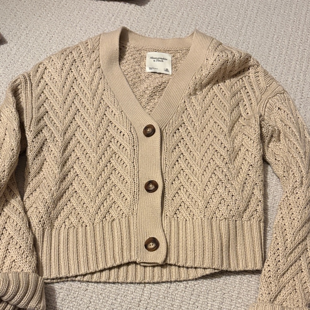 Abercrombie & Fitch Women's Tan Knit Cardigan Sweater